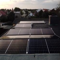 Lichtblicke für die Nachhaltigkeit: Photovoltaik-Lösungen in Halle