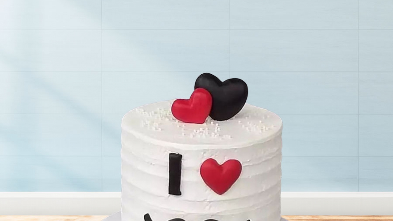 Online Designer Birthday Cakes in Noida