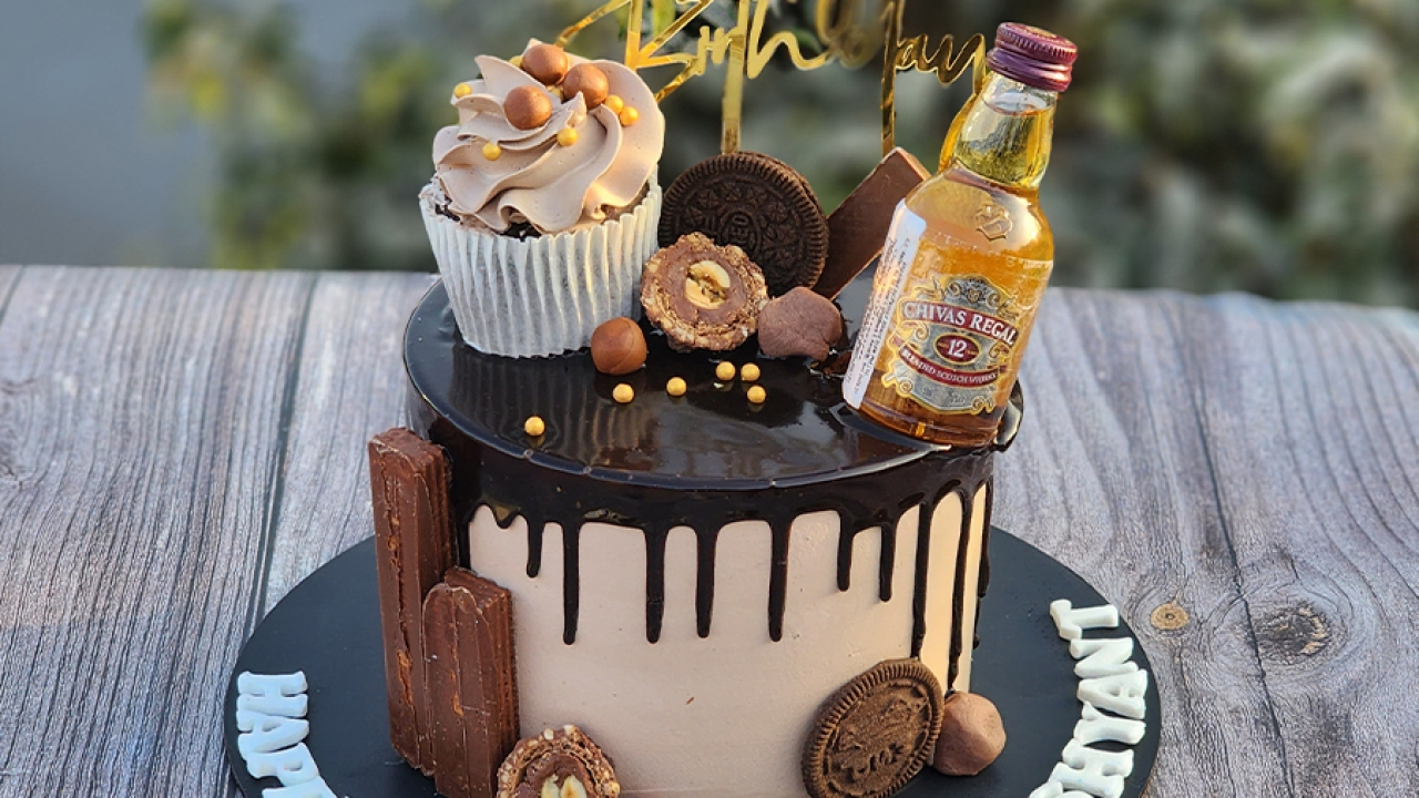 Order Best Customized Cakes in Gurgaon