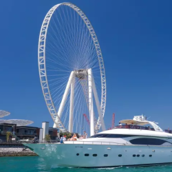 What Destinations Are Popular for Yacht Rentals in Dubai?